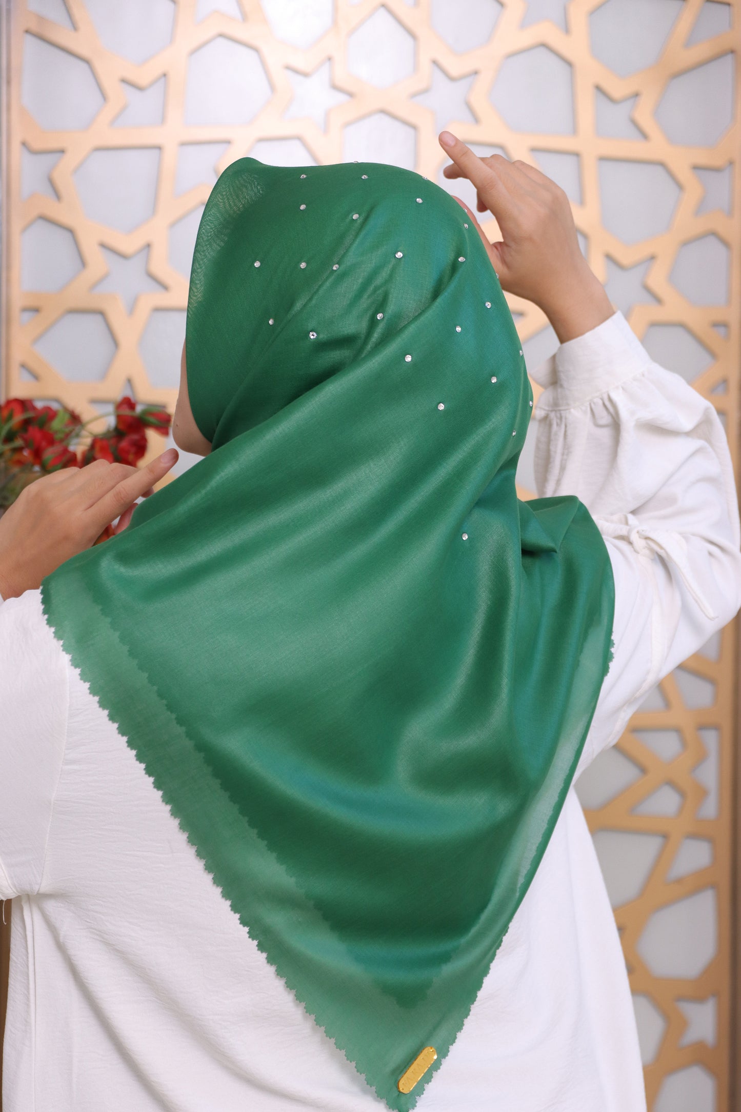 Elegant Scarf - Green