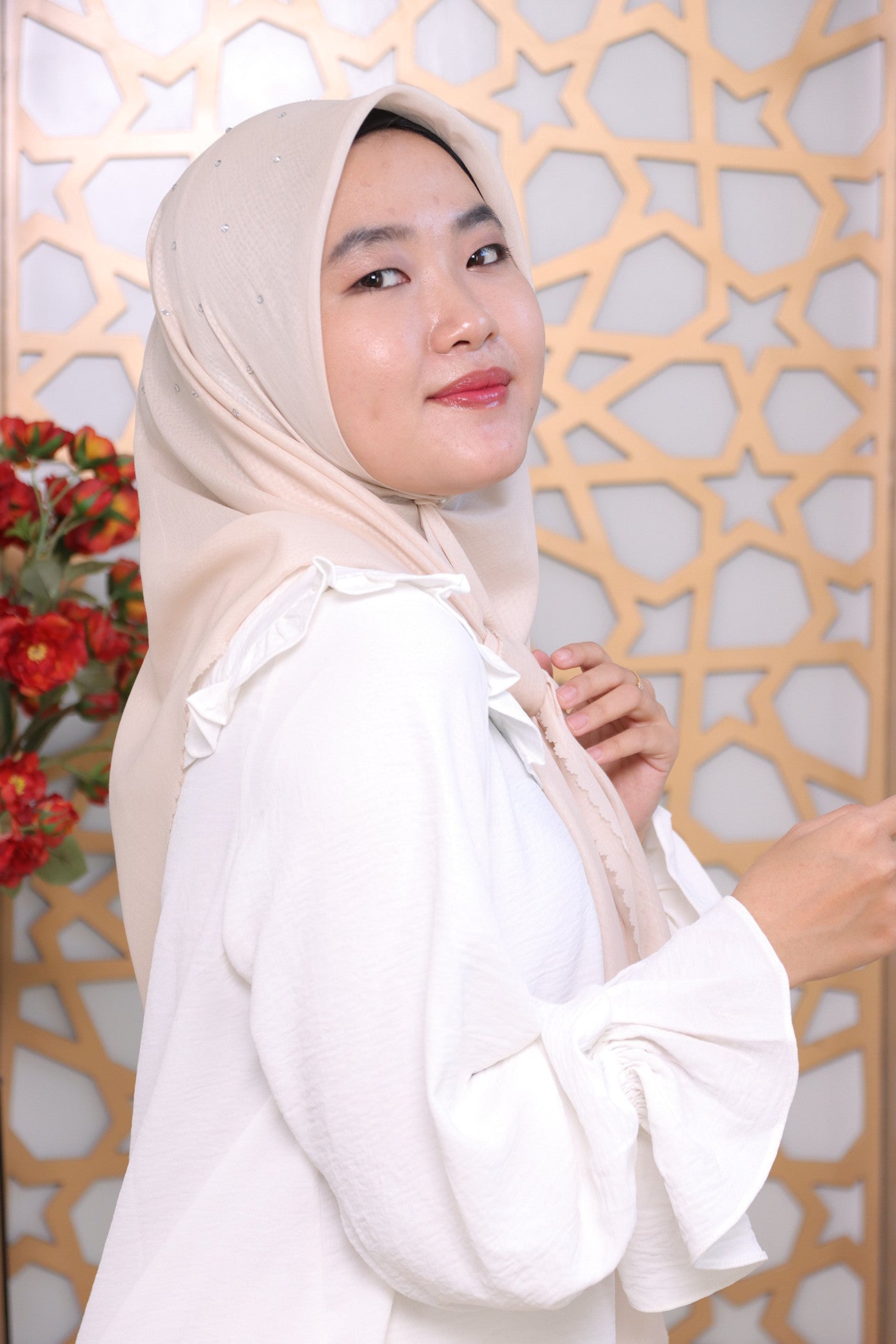 Elegant Scarf - Light Cream